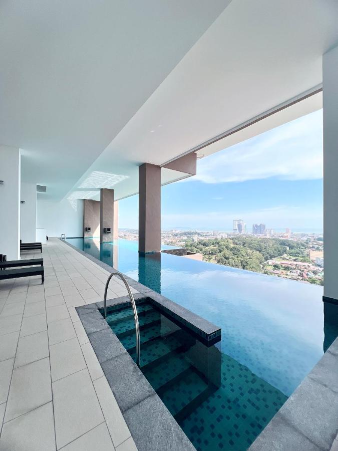The Apple Residence & Suites Infinity Pool By Nestcove Malacca Екстер'єр фото
