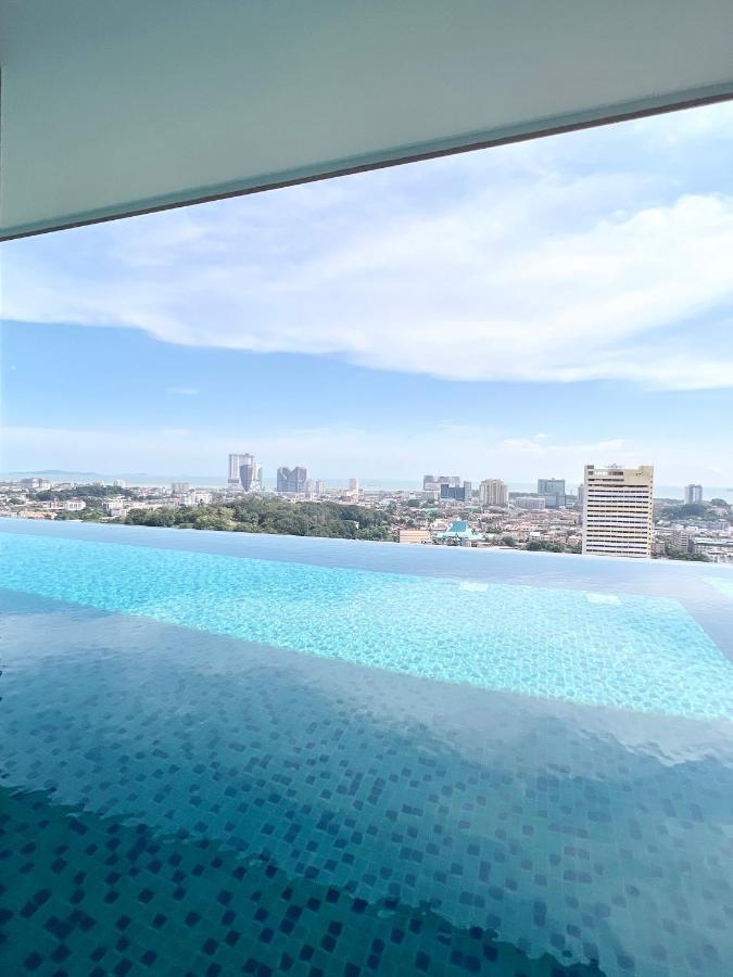 The Apple Residence & Suites Infinity Pool By Nestcove Malacca Екстер'єр фото
